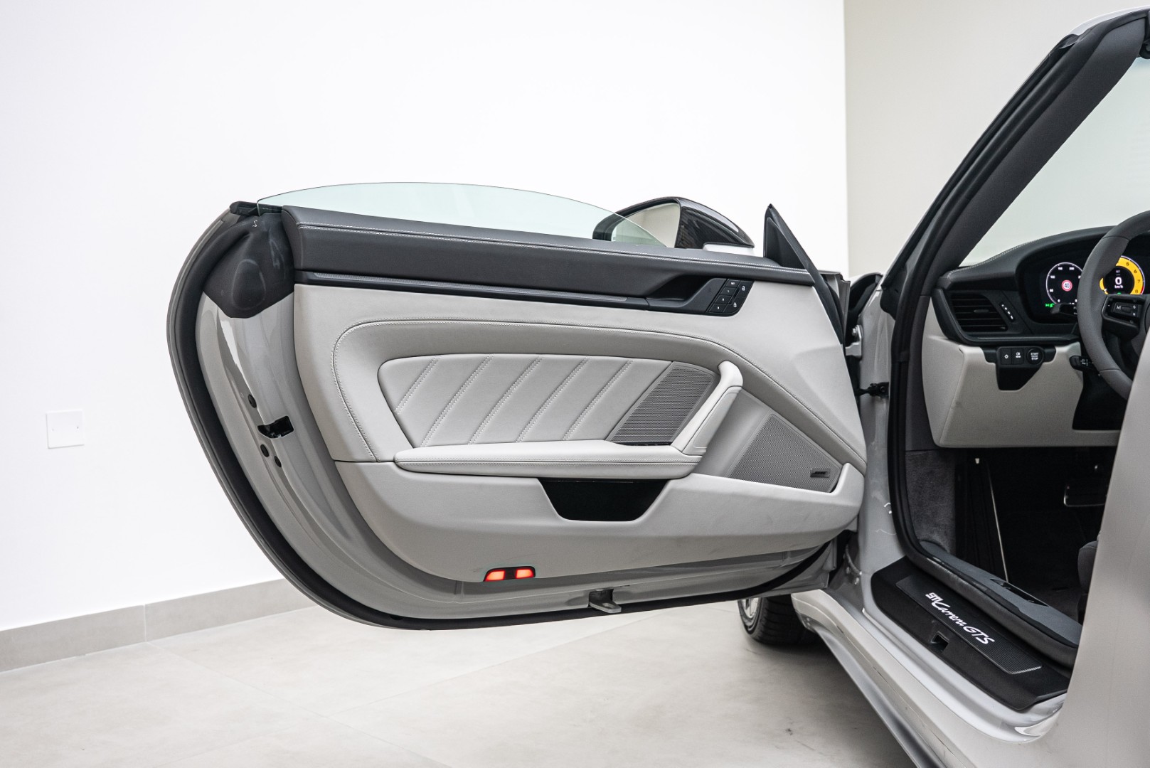 2025 PORSCHE 911 CARRERA GTS CONVERTIBLE WITH DEALER WARRANTY.